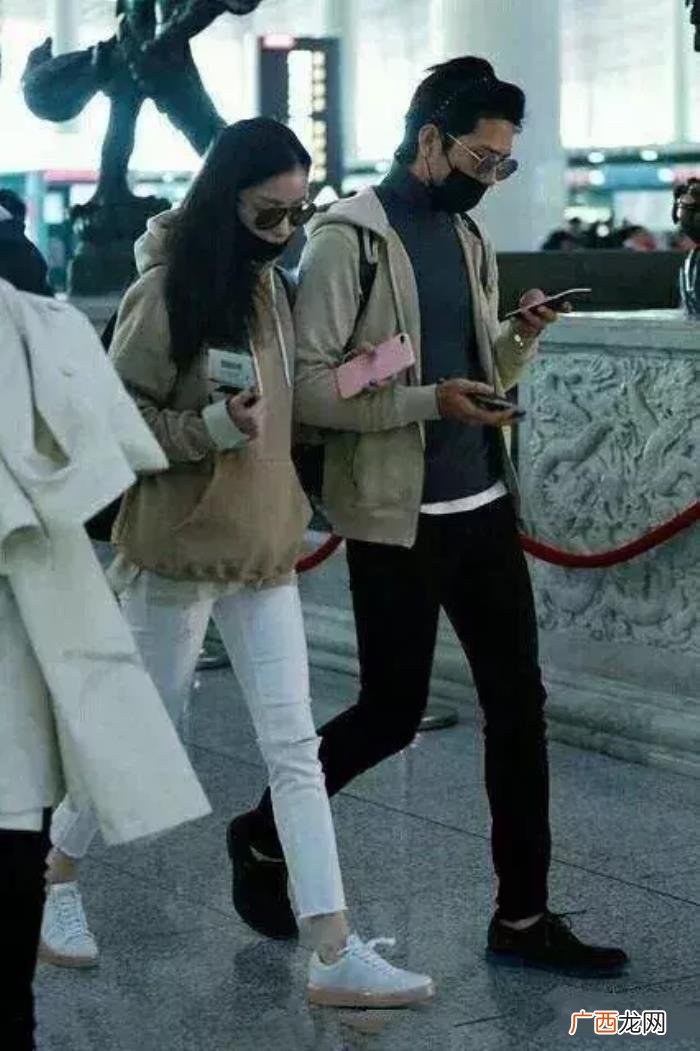 井柏然倪妮，井柏然倪妮狗粮不停时尚杂志拍摄现场甜到不行