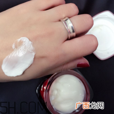 欧莱雅复颜抗皱紧致晚霜多少钱_专柜价格