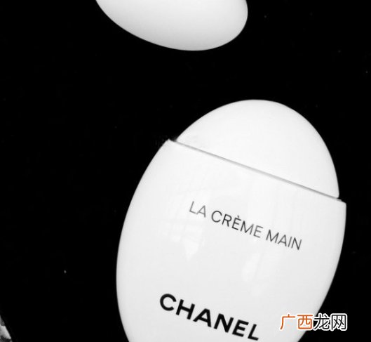 香奈儿la creme main护手霜怎么用？香奈儿鹅卵石护手霜评测