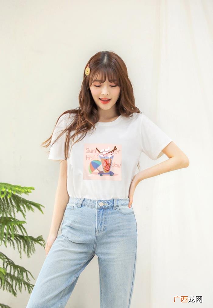 17个女生拍照好看姿势 女生图片大全
