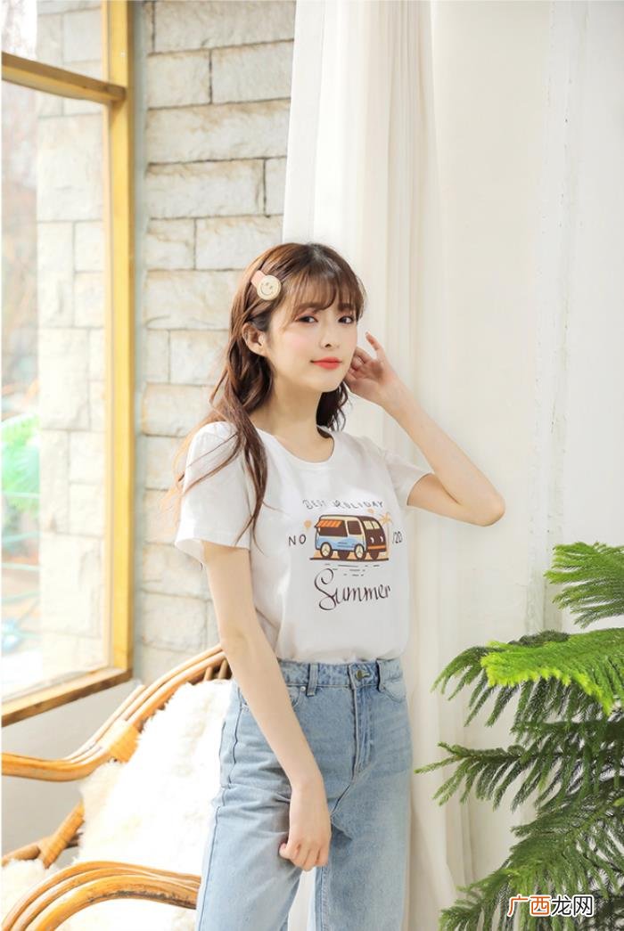 17个女生拍照好看姿势 女生图片大全