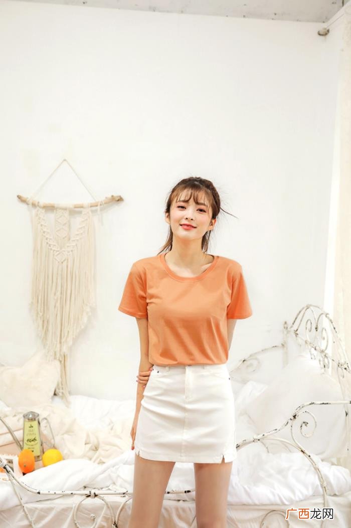 17个女生拍照好看姿势 女生图片大全