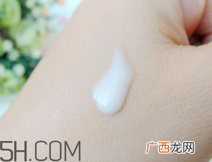 兰蔻美肤修护精华乳怎么样_好用吗