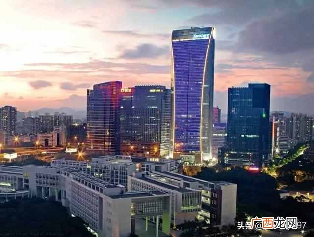 梦想是什么？是什么让你在大城市坚持，是梦想