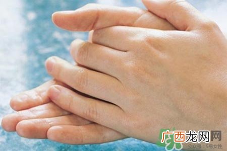 冬天洗衣服手冷怎么办？教你洗衣不伤手的6妙招