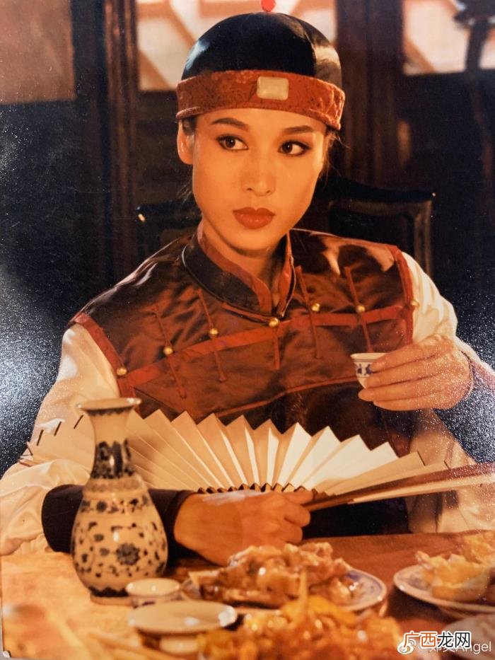 水浒传郑爽，60后女演员郑爽被90后郑爽偷逃税案误伤