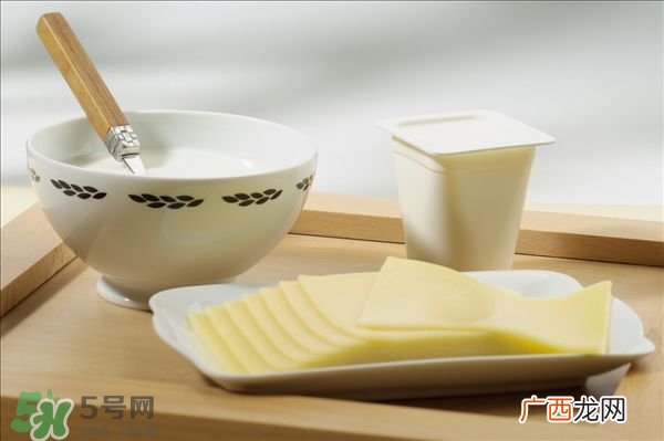胆囊炎能喝酸奶吗?胆囊炎喝酸奶好吗?