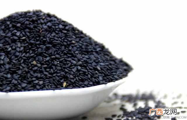 黑芝麻怎么吃对头发好？（黑芝麻的功效与作用