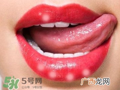 嘴上起泡涂牙膏管用吗?涂什么药比较好呢
