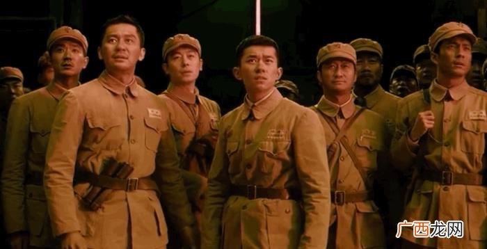 易烊千玺长津湖图片,吴京易烊千玺演技扛住了