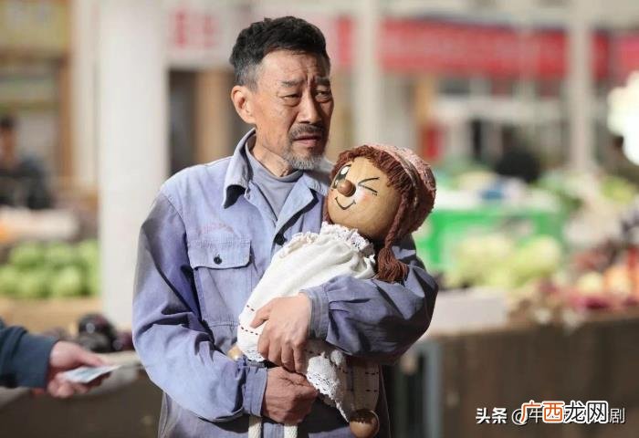 十大老戏骨，致敬十大影视剧老艺术家-别等人走了再缅怀