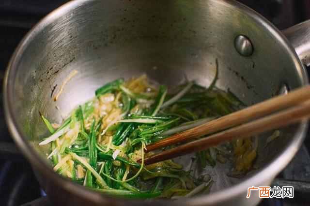 大龙虾怎么做好吃又简单？（这个做法开胃又营