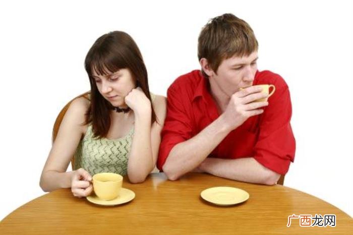 女生下定决心分手的表现，恋爱中的女人如果想分手