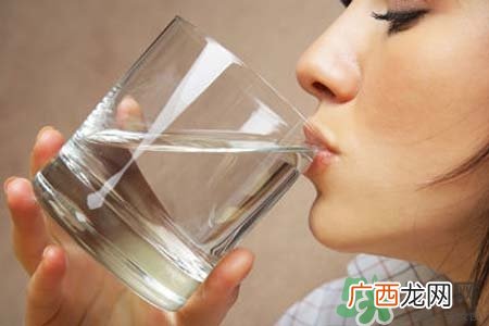 雾霾天为什么要多喝水？雾霾天要喝多少水才健康？