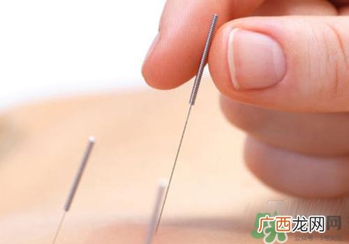 眼皮跳是冷敷还是热敷？眼皮跳怎么办？