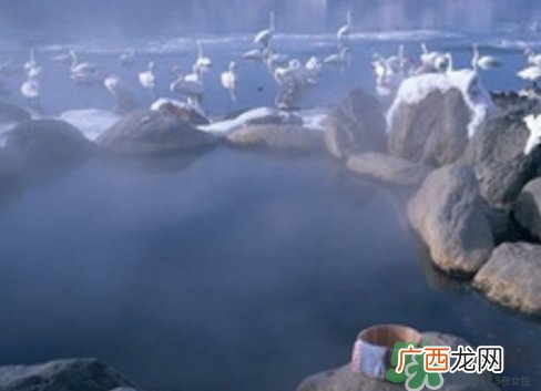 泡温泉后要洗澡吗?泡完温泉后多久可以洗澡?