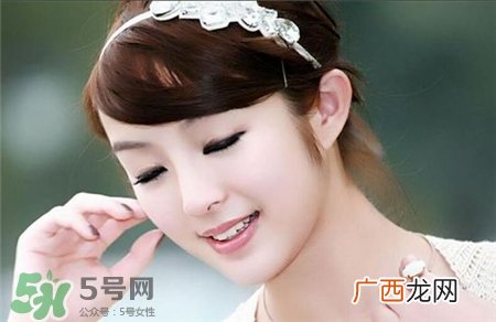 冬天耳朵发热是怎么回事?冬天耳朵发热怎么办?