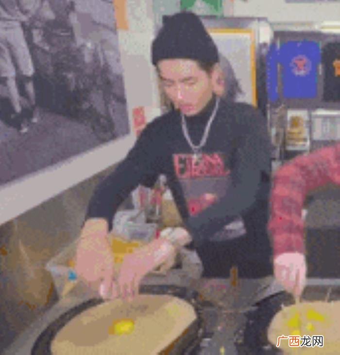 这电饭锅挺有个性的哈 个性搞笑图片