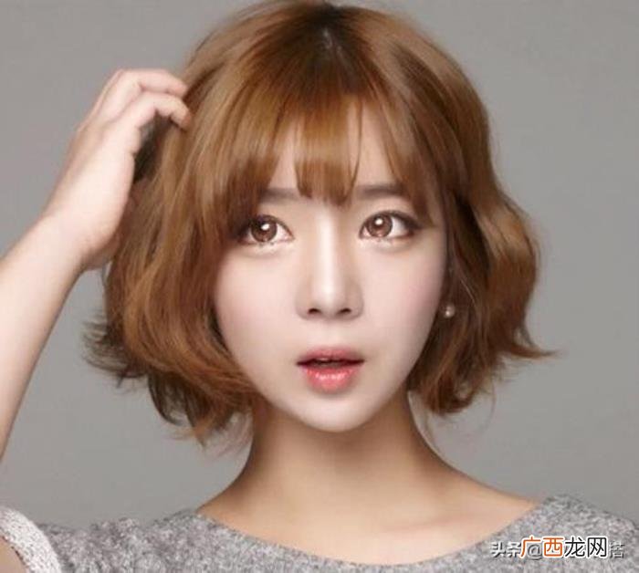 大圆脸女生适合什么发型,女生圆脸适合的发型有哪些