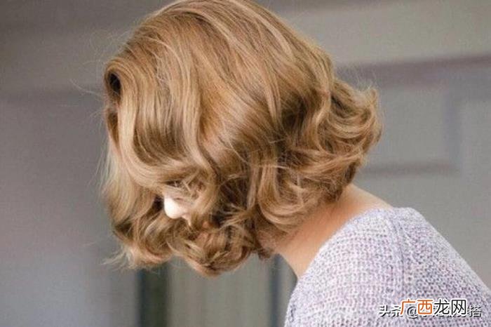 大圆脸女生适合什么发型,女生圆脸适合的发型有哪些
