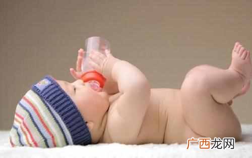 教你一招跟痱子说拜拜 婴儿起痱子怎么办