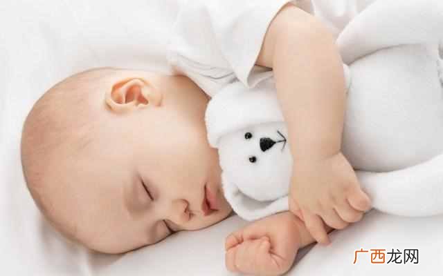 几个妙招教你排毒养颜 脸上长小痘痘怎么办