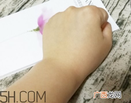 兰蔻晚霜适合什么肤质？兰蔻晚霜适合敏感肌吗？