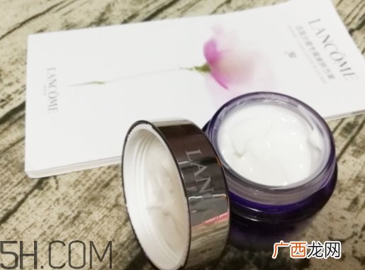 兰蔻晚霜适合什么肤质？兰蔻晚霜适合敏感肌吗？