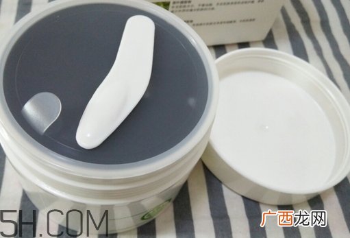 李医生竹炭面膜怎么用_李医生竹炭面膜使用方法