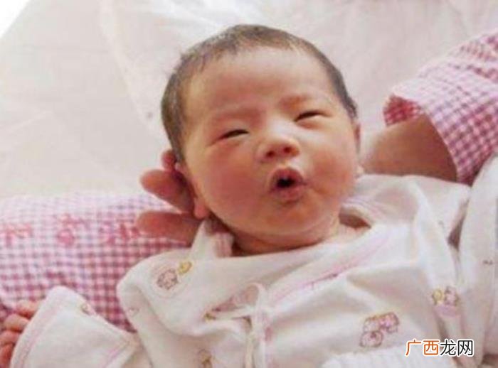 双眼皮变单,为什么婴儿的双眼皮会"单转双"或"双转单"