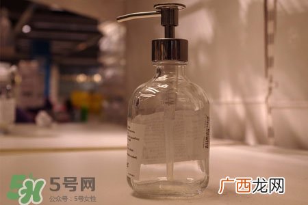 洗车能用洗手液吗？洗手液可以洗车吗？