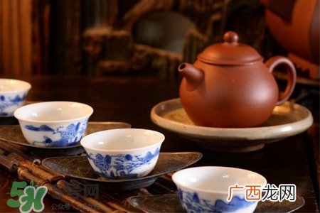 紫砂壶怎么养？紫砂壶怎么养才亮？