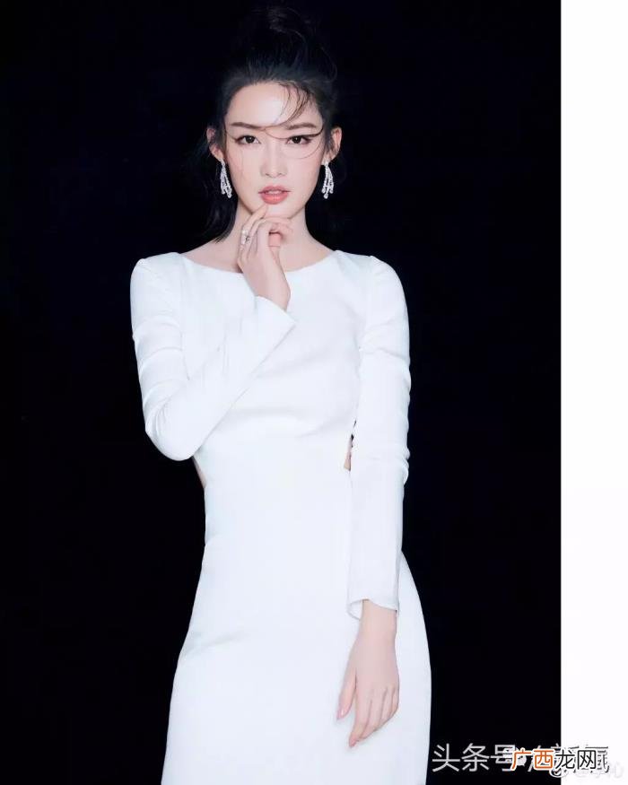 李沁和孙怡，曾让人分不清的孙怡李沁现在越来越不像了