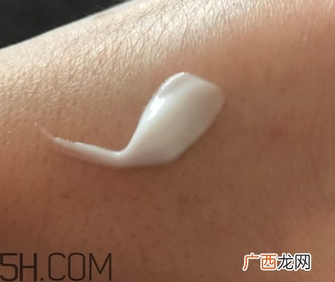 兰蔻日霜晚霜怎么区分 兰蔻晚霜和日霜区别