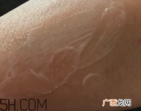 兰蔻日霜晚霜怎么区分 兰蔻晚霜和日霜区别