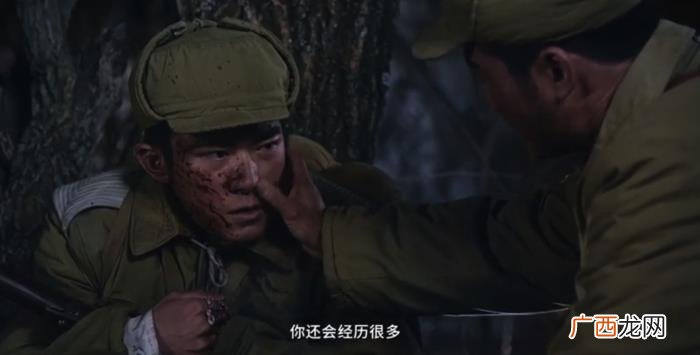 易烊千玺战队成员，易烊千玺的5个眼神见证蜕变