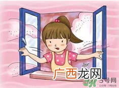 雾霾天能开窗通风吗？雾霾天气到底开不开窗？
