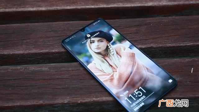 小米手机到底怎么样?小米手机PK华为,谁胜谁负