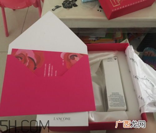 兰蔻臻白清爽泡沫美容液多少钱？怎么样？