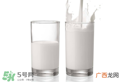 为什么不能空腹喝牛奶？早上空腹喝牛奶好吗？