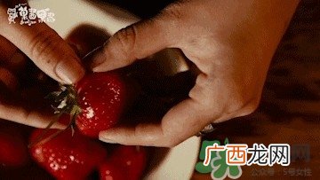 草莓吃完喝啤酒会中毒吗？吃草莓后喝啤酒会不会中毒