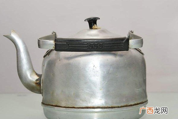 开水烫伤可以用芦荟胶吗?烫伤可以用芦荟擦吗?