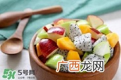 什么水果可以治喉咙痛？喉咙痛可以吃哪些水果