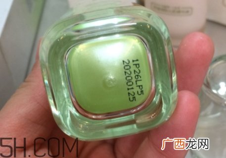 百雀羚精华液怎么打开？百雀羚精华液怎么开盖