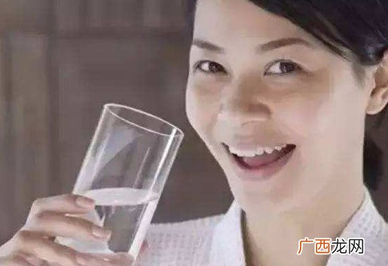 隔夜水为什么不能喝？为什么说隔夜的水不能喝