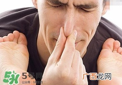 纽约举办臭鞋比赛臭鞋怎么除臭
