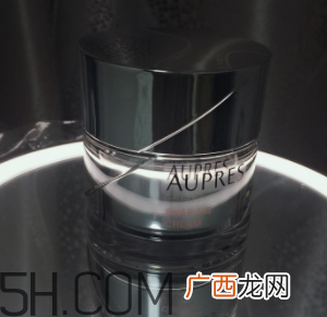 欧珀莱塑颜紧肤霜怎么样_适合什么年龄