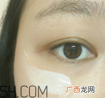 欧珀莱塑颜紧肤霜多少钱_是日霜还是晚霜