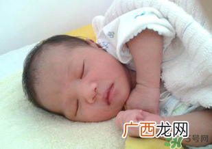 2017年4月哪天生孩子好？2017年四月哪天出生好？
