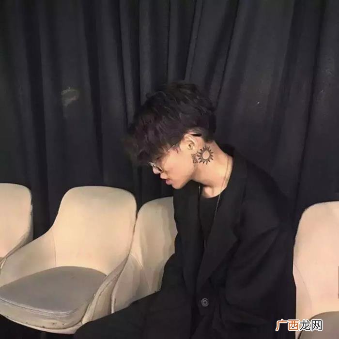 男生头像照，小哥哥男生头像大大大合集100张速度拿走
